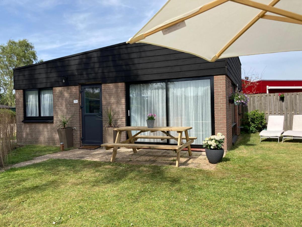Holiday Home Beachy Days Near Ocean & Lake Noordwijkerhout Exterior photo